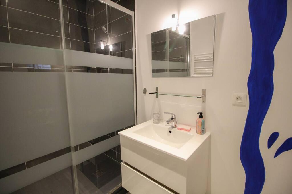 La Bd : Joli T2 Renove /Wi-Fi/Centre-Ville Angoulême Dış mekan fotoğraf